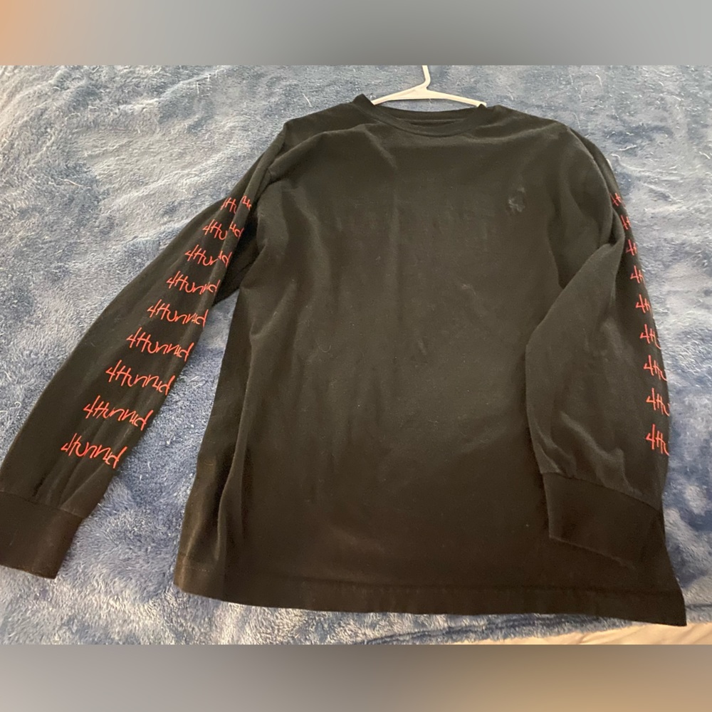 4 hunnid bundle - 2 long sleeves